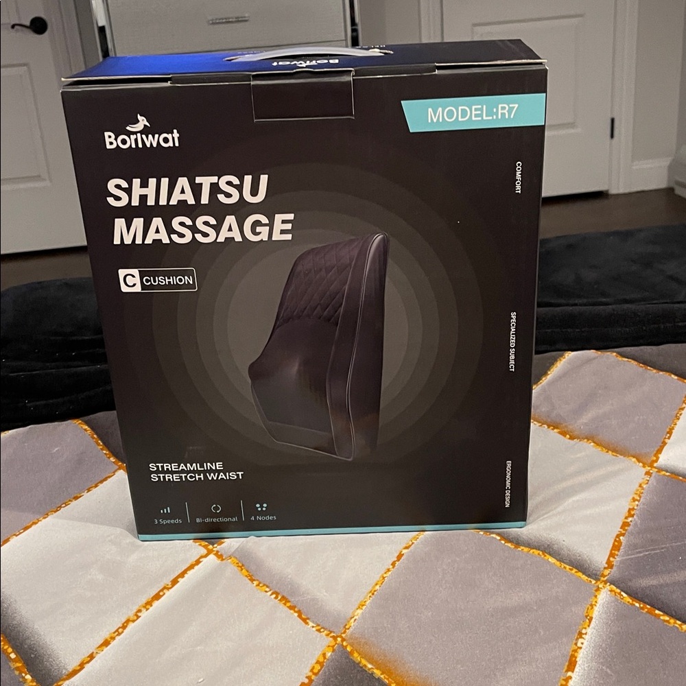Black Shiatsu Massage Cushion - Picture 6 of 7